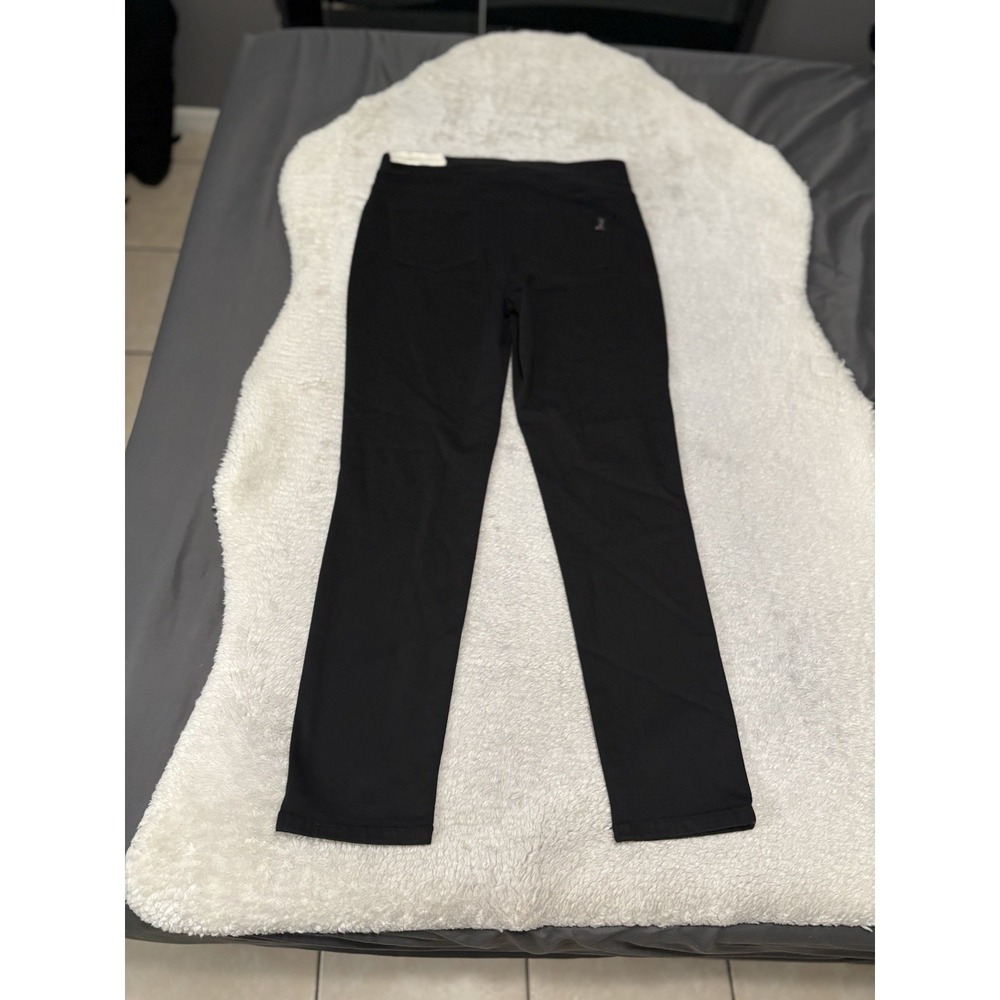 New Dana Buchman Pull On Denim Black Pants Size Medium Slim Straight - Picture 2 of 9
